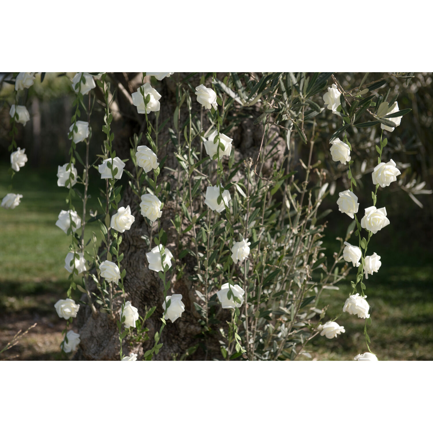 K�nstliche Girlande Rosen, Weiss, � 50 mm / L�nge 120 cm Bild 2