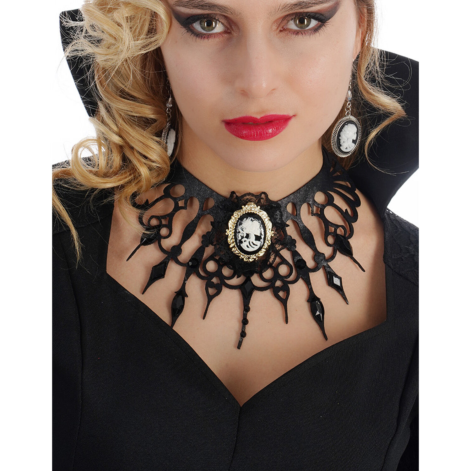 SALE Halsband im Gothic- / Halloween-Look, Schwarz mit weiem Totenkopf-Emblem Bild 2