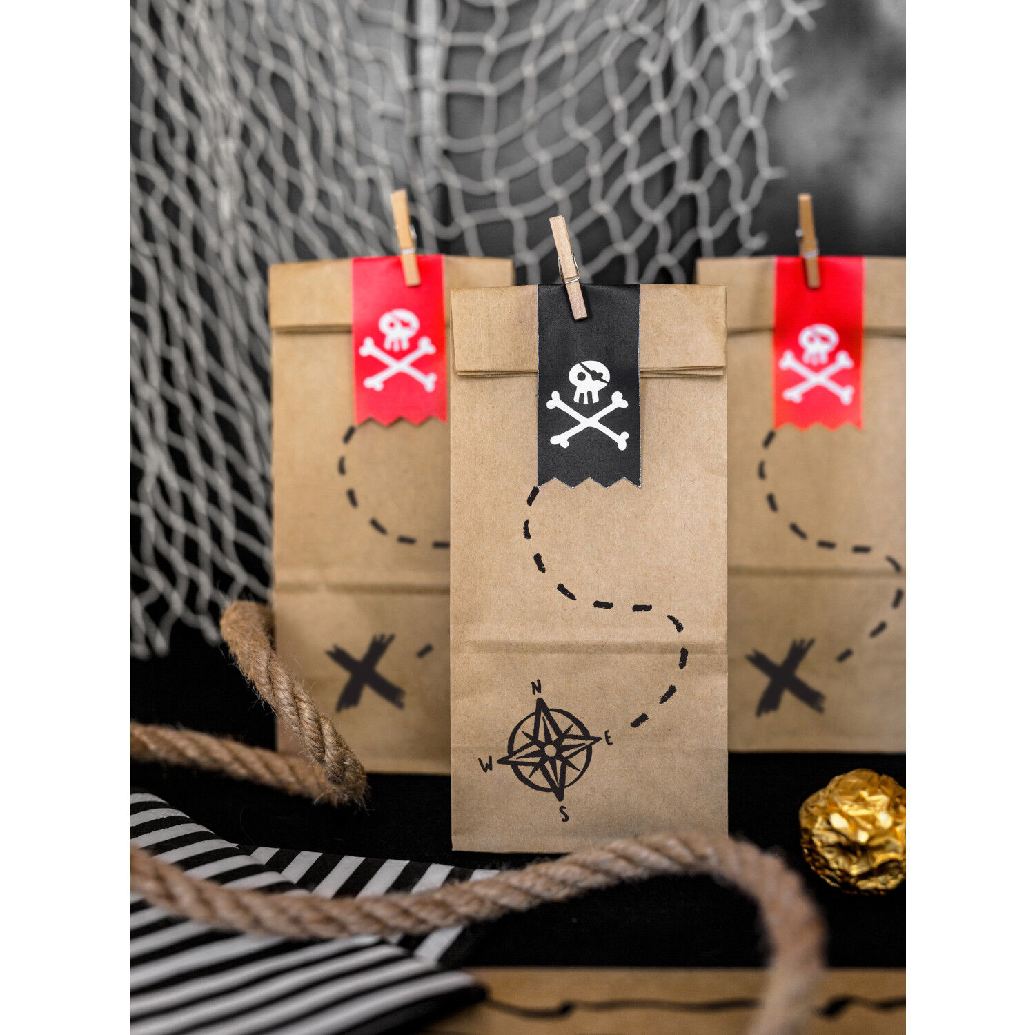 Geschenkt�ten aus Papier Piraten � 8x18 cm � 6 St�ck Bild 4