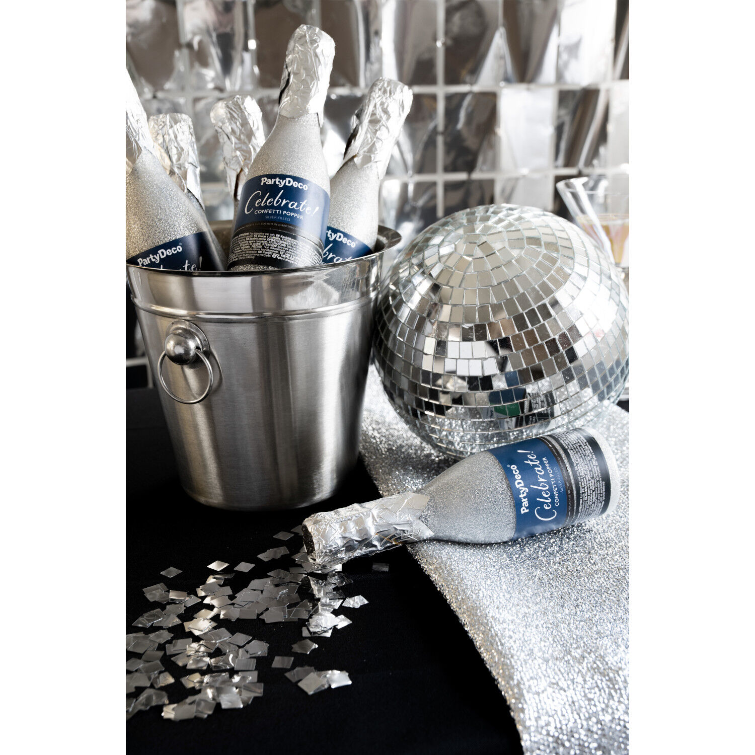 Konfettikanone Form Champagnerflasche - Silber, 20,5 cm Bild 4