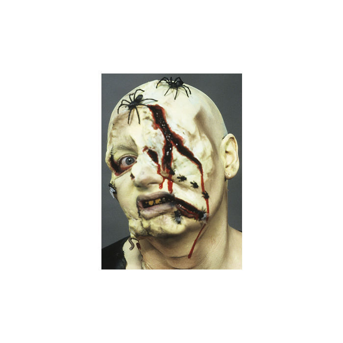 Zombie: geschminkt und modelliert
